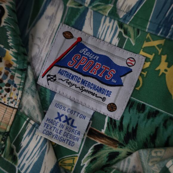 Vintage Reyn Spooner University of Oregon Ducks Collage Hawaiian Shirt - Picture 7 of 9